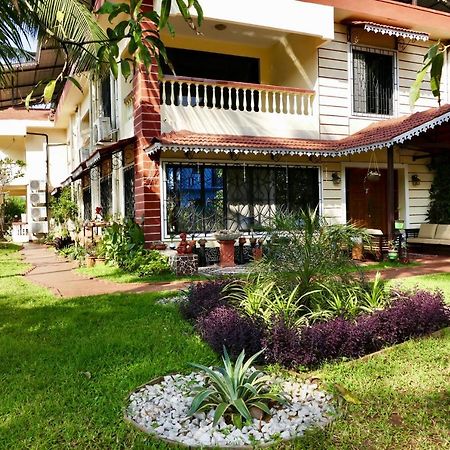 Shanu'S Seaside Inn - A Family-Run Guesthouse Just 100 Metres From Candolim Beach Ngoại thất bức ảnh