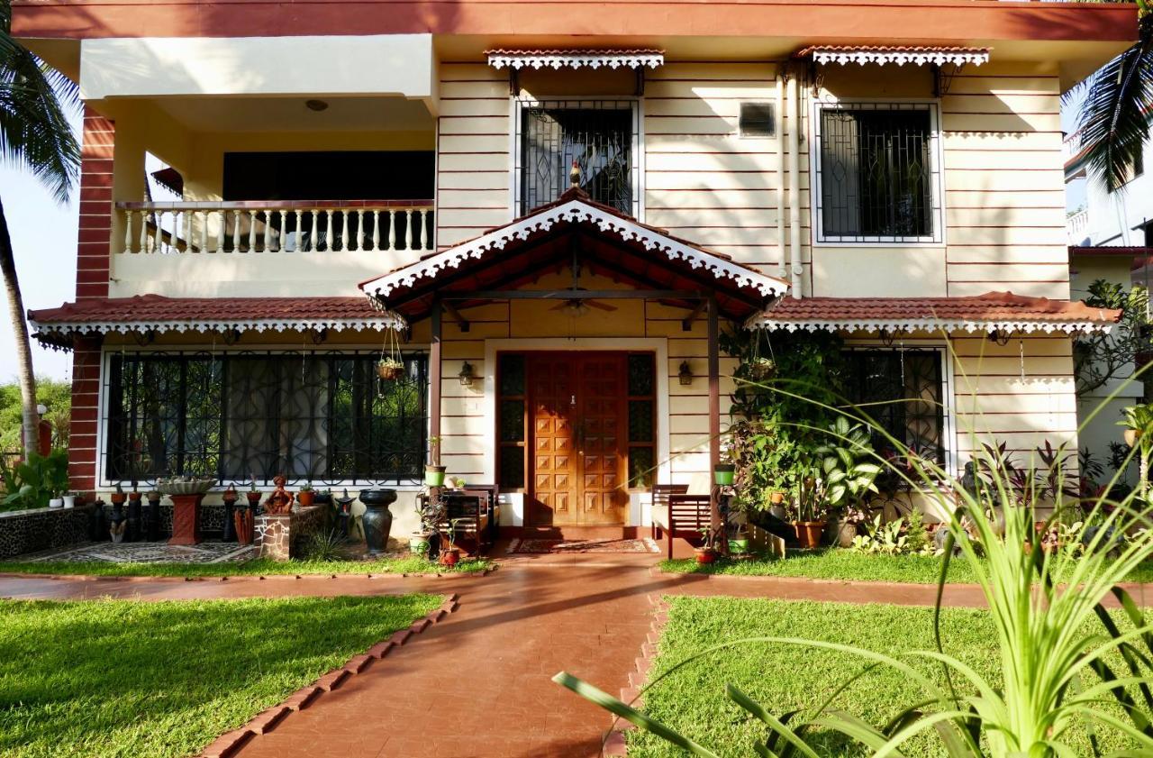 Shanu'S Seaside Inn - A Family-Run Guesthouse Just 100 Metres From Candolim Beach Ngoại thất bức ảnh