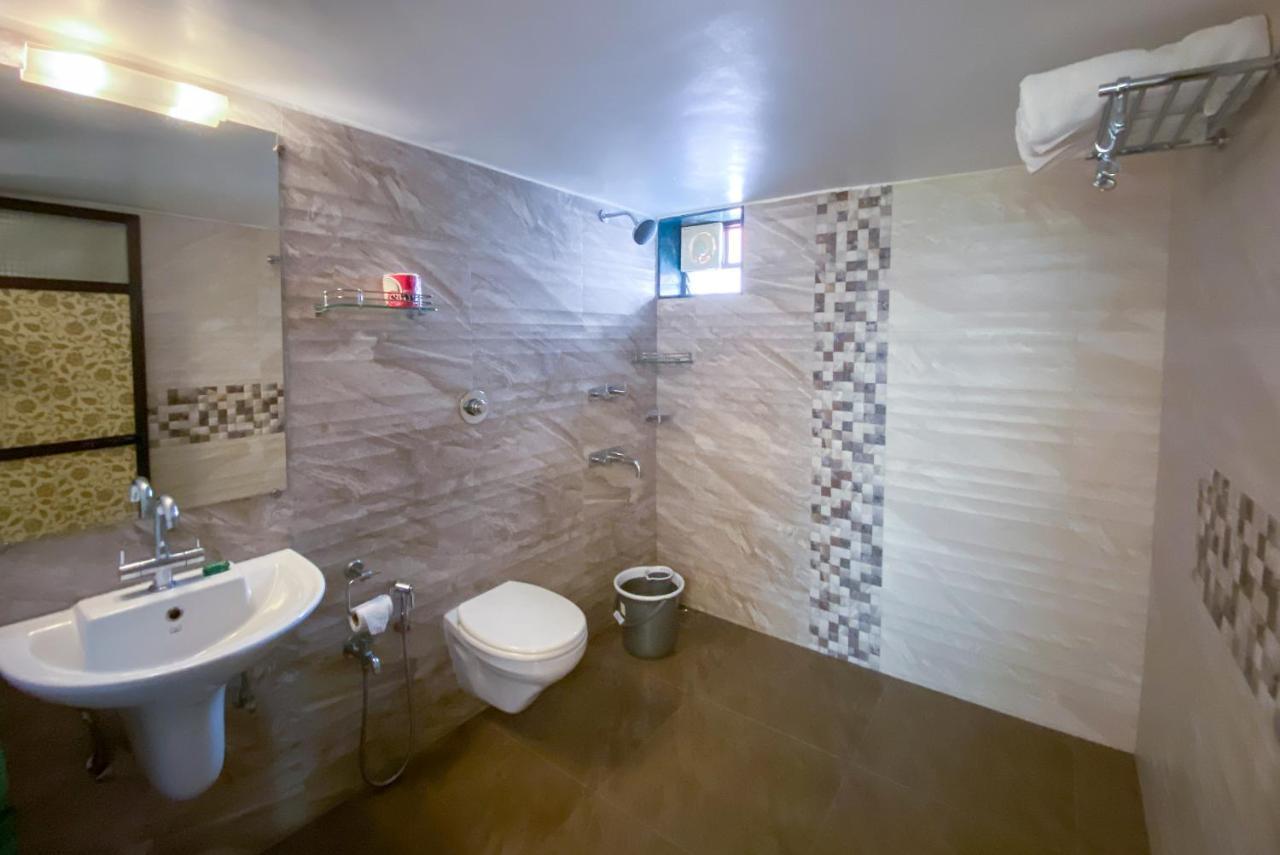 Shanu'S Seaside Inn - A Family-Run Guesthouse Just 100 Metres From Candolim Beach Ngoại thất bức ảnh