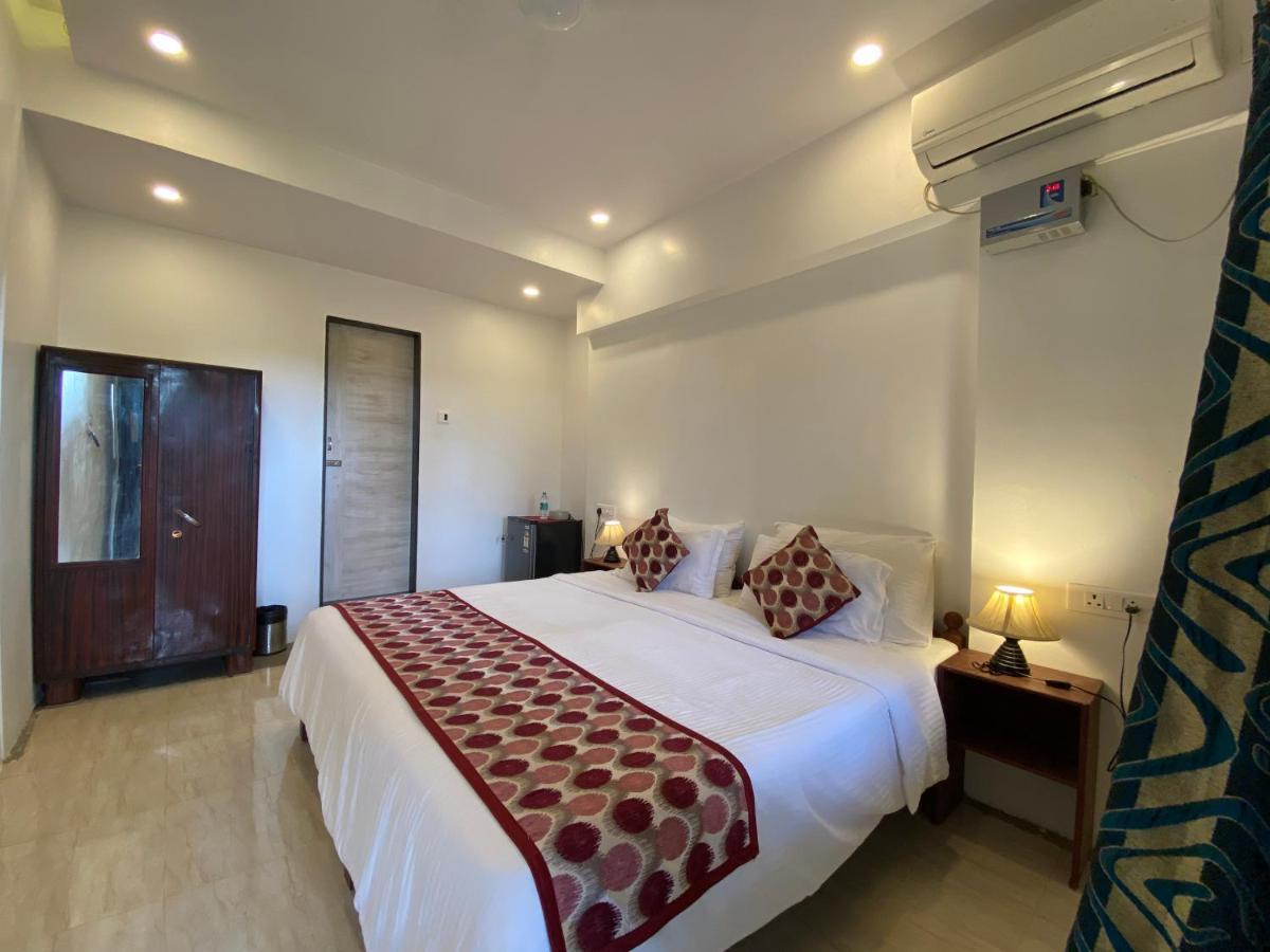 Shanu'S Seaside Inn - A Guesthouse, 100 Metres To Candolim Beach Ngoại thất bức ảnh