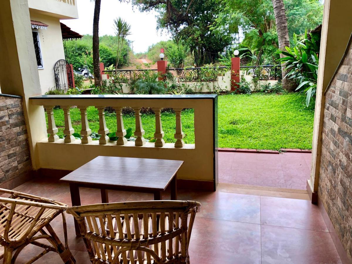 Shanu'S Seaside Inn - A Family-Run Guesthouse Just 100 Metres From Candolim Beach Ngoại thất bức ảnh