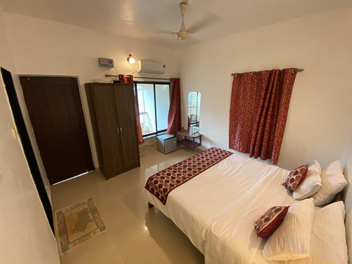 Shanu'S Seaside Inn - A Family-Run Guesthouse Just 100 Metres From Candolim Beach Ngoại thất bức ảnh